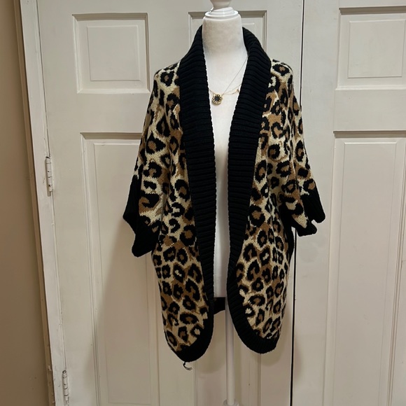 BEBE Cocoon Sweater - Picture 1 of 9